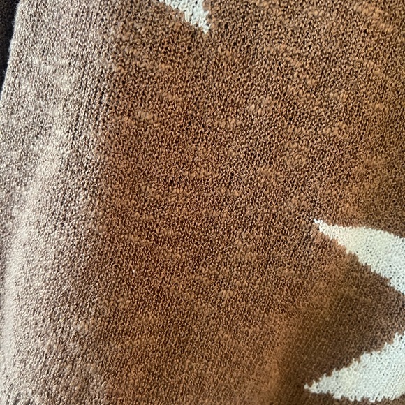 ✨ Brown Star Sweater - Picture 2 of 4